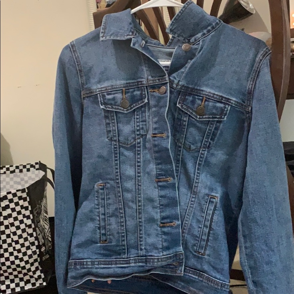 Women’s jean jacket